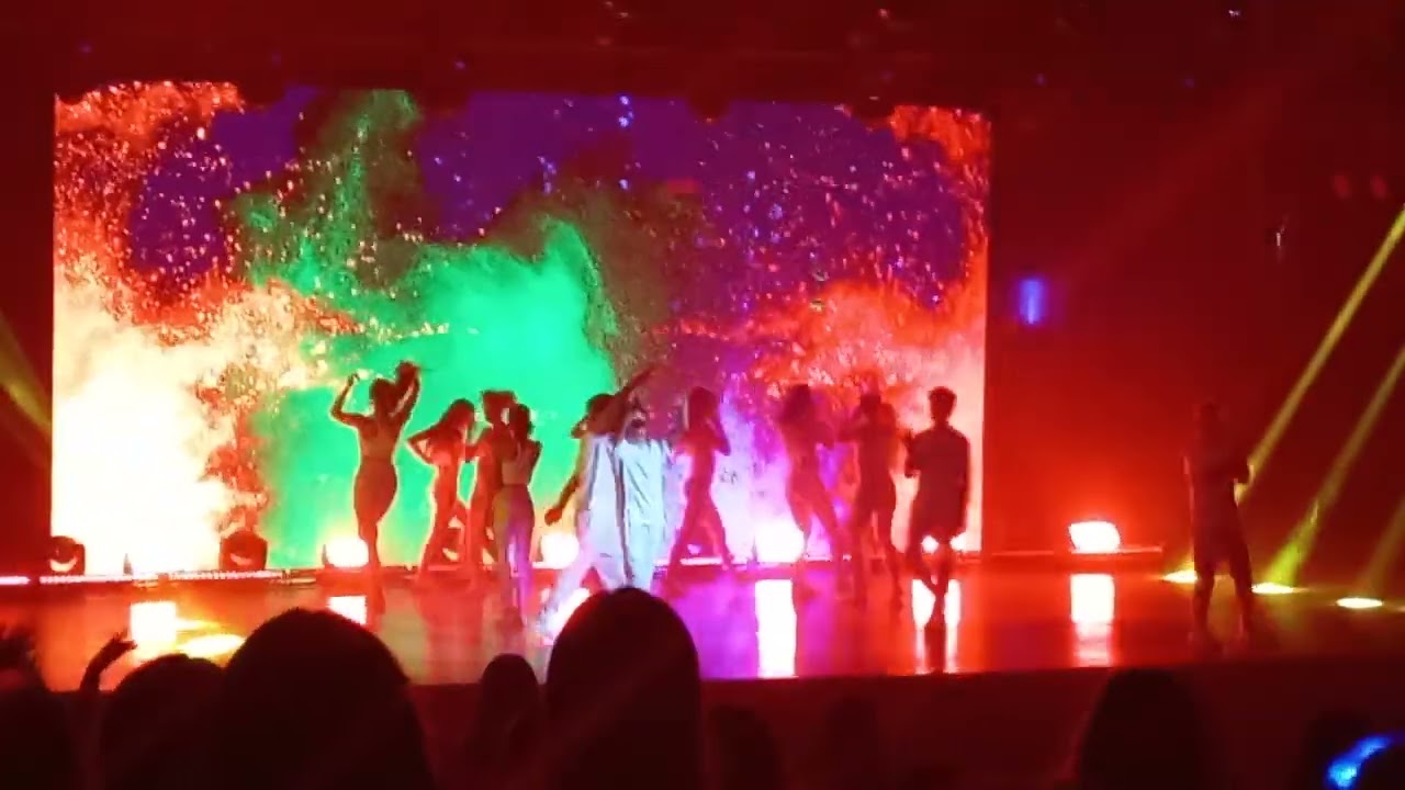Heartbreak On The Dance Floor/ Dana Dana - performance - Show Now United Porto Alegre (11/03/22)❤
