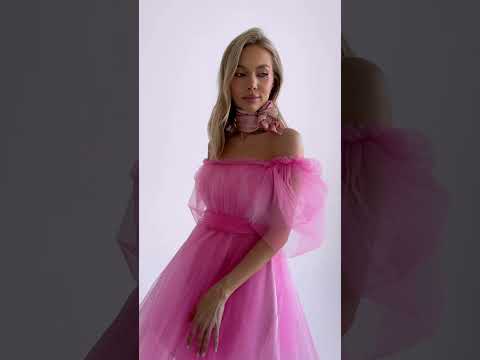 Фатиновое платье 🩷 #fashion #dress #weddingdress #photoshoot #barbie #wedding #style #model #beauty