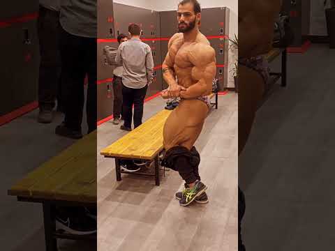 المحترف العراقي كابتن علي سالم وزن 100 كيلو من بغداد