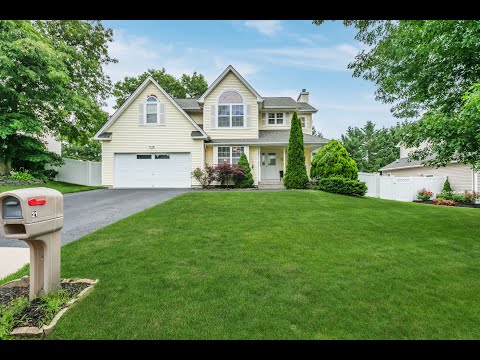21 Rolling Hill Drive, Blue Point, NY home video tour