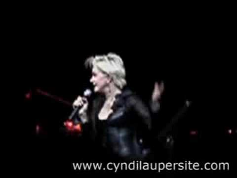 Cyndi Lauper (Massey Hall)