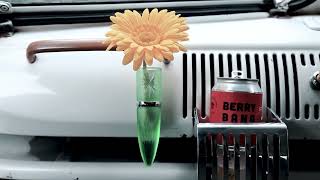 Volkstory I Volkswagen Crystal Bud Vase แจกนตดรถโฟลคคลาสสค