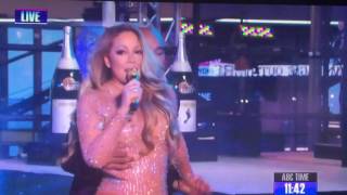 Mariah Carey messes up NYE performance live 2017