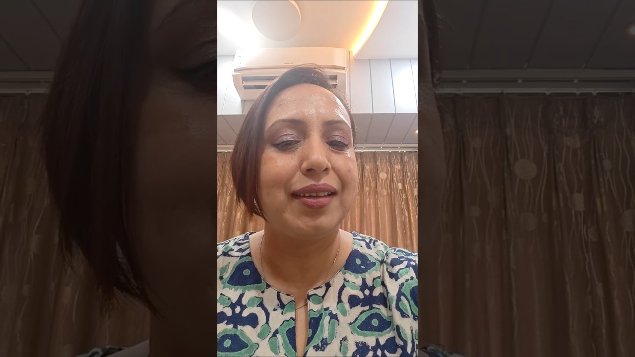 Day #6 of lipstick swatch - Pat McGrath liquid lipstick in shade Divine Rose