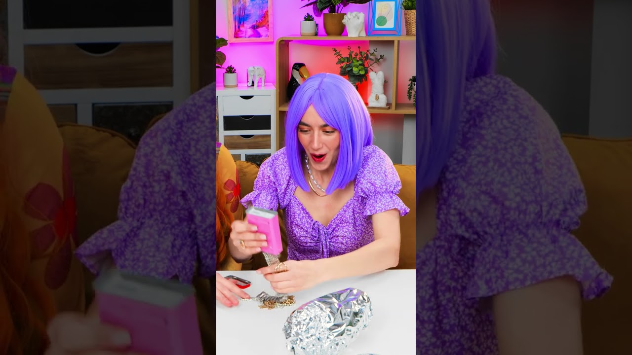 🎁 PRANKS GONE WILD! | HILARIOUS GIFTS FAIL! 😂