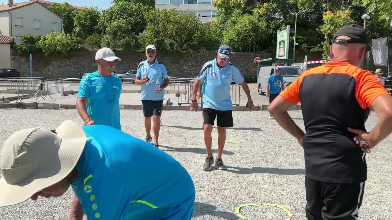 Miniature : Aubenas Veterans National apres poule équipe Peyrol vs équipe Frachebois