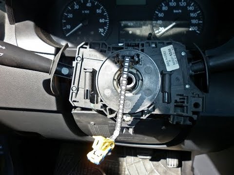 Cum se schimba spirala airbag la Dacia Logan - YouTube