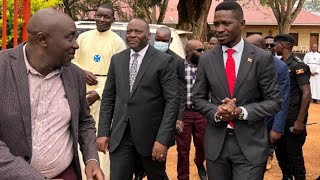 Bobi Wine Aganye Obuzza Ku Mpuka Bwebasisinkanye e Masaka Mukuzika Naswaluka Yekka