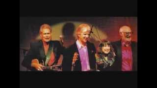 Video thumbnail of "The Seekers - Walk With Me"