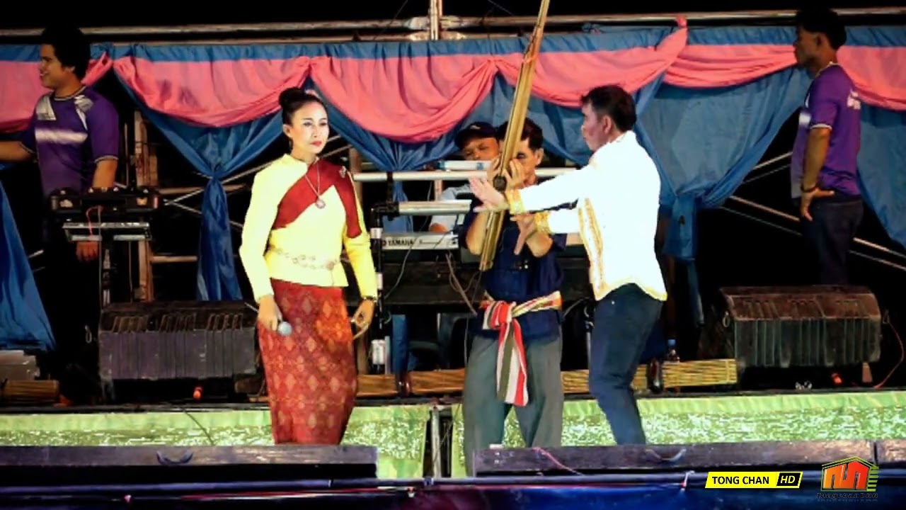 หมอลำแคนประยุกต์บุญโฮม  ลำซิ่งชื่อดัง  อำเภอสว่างวีระวงศ์