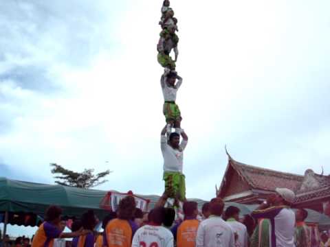ศิษย์หลวงพ่อเส่ง 1งานแห่หลวงปู่เส่ง วัดกัลยาฯ 05 06 2554