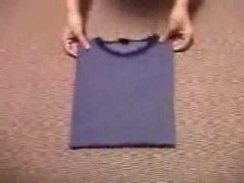 Japanese way of folding T-shirts!