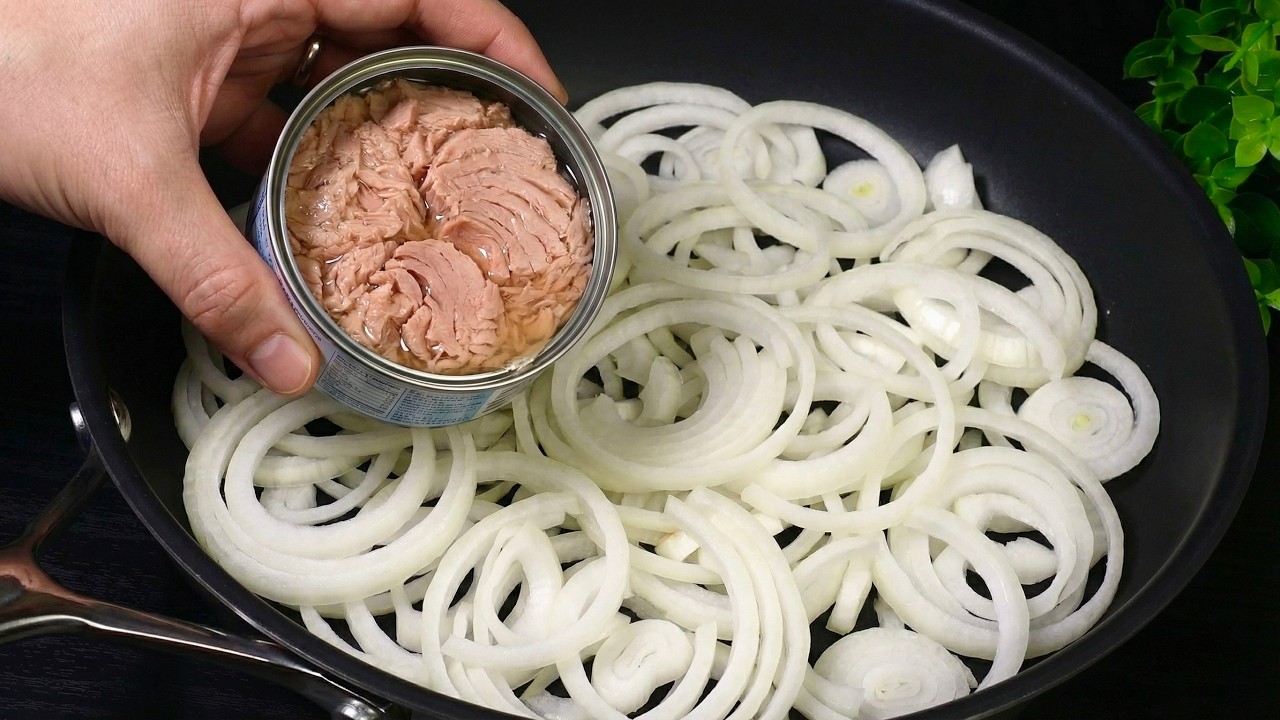 Cook Tuna and Onions Like This – So Delicious!