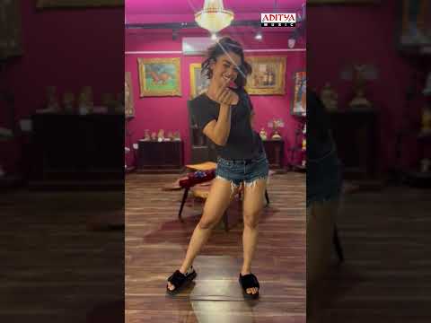 Rashmika Dance Moves | Saami Saami (Telugu) |#AlluArjun |#Pushpa |#Rashmika |#Sukumar |#DSP