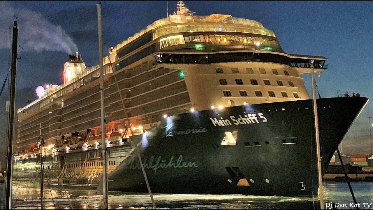 Mein Schiff 5 In Dublin Port