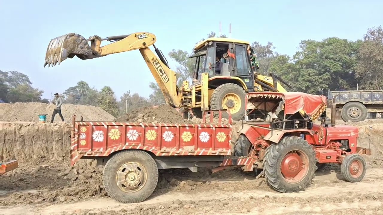 Jcb tractor working on miti loding sonalika l gadi video l jcb truck videos l tractor trolley jcb 