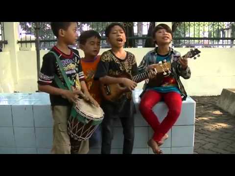 Farizal - Rizal | Peserta Indonesia Idol 2 Junior 2014