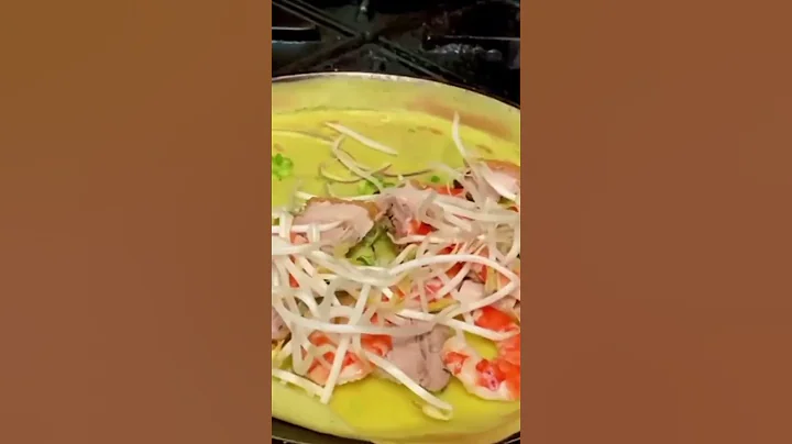 JOIN US FOR CRISPY CRÊPE ‘BÁNH XÈO’ MONDAYS AT RED LANTERN 🏮 #ytshorts #shorts #banhxeo #vietnamese