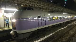スーパーあずさ29号松本行き🚊S1編成E351系🚆新宿発車🚃💨