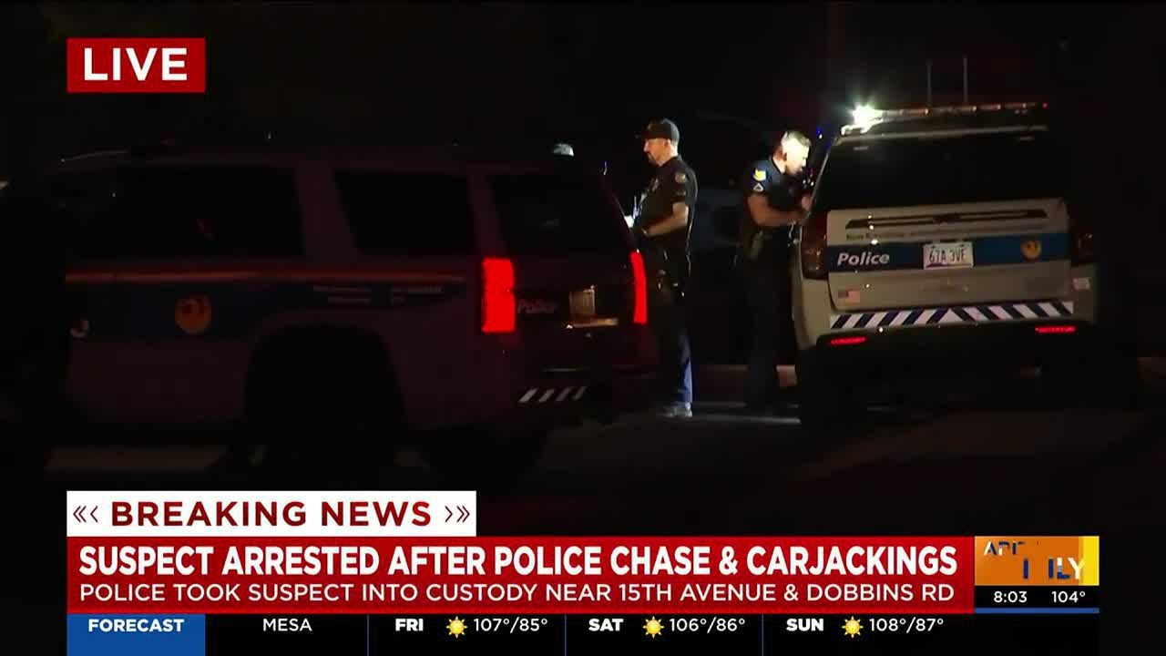 Carjacking suspect arrested in south Phoenix - YouTube