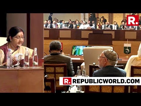 EAM Sushma Swaraj Addresses The OIC Conclave As The Guest Of Honour In Abu Dhabi