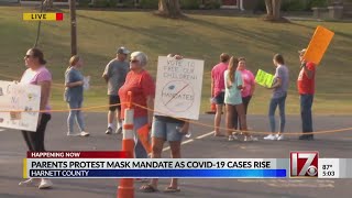 Parents protest at Harnett County School Board meeting; 1,400+ staff, students in quarantine