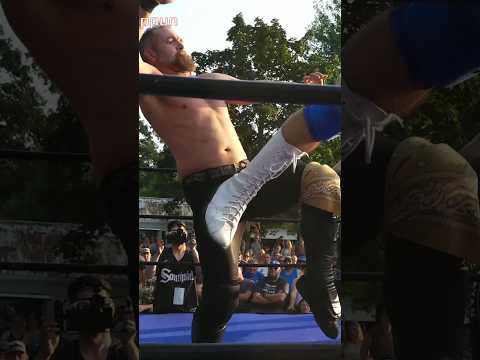 هل ضربه توني بالفعل في سلسلة الناجين المصارعة 