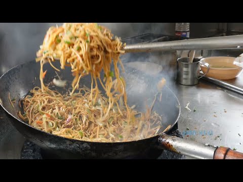 Veg Noodles Roadside Preparation | Street Food | Indian Street Food | Vega Food Mama