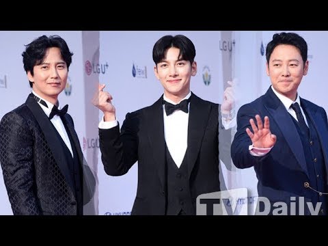 [TD영상] 김남길(KIM <strong>NAM</strong> GIL)-지창욱(<strong>JI</strong> CHANG WOOK)-김동욱(KIM DONG WOOK) ‘비주얼이 작품’
