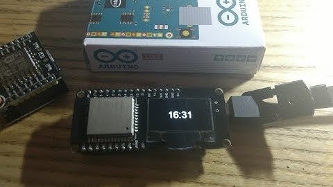 ESP32 WEMOS Lolin w/integrated OLED Internet Clock