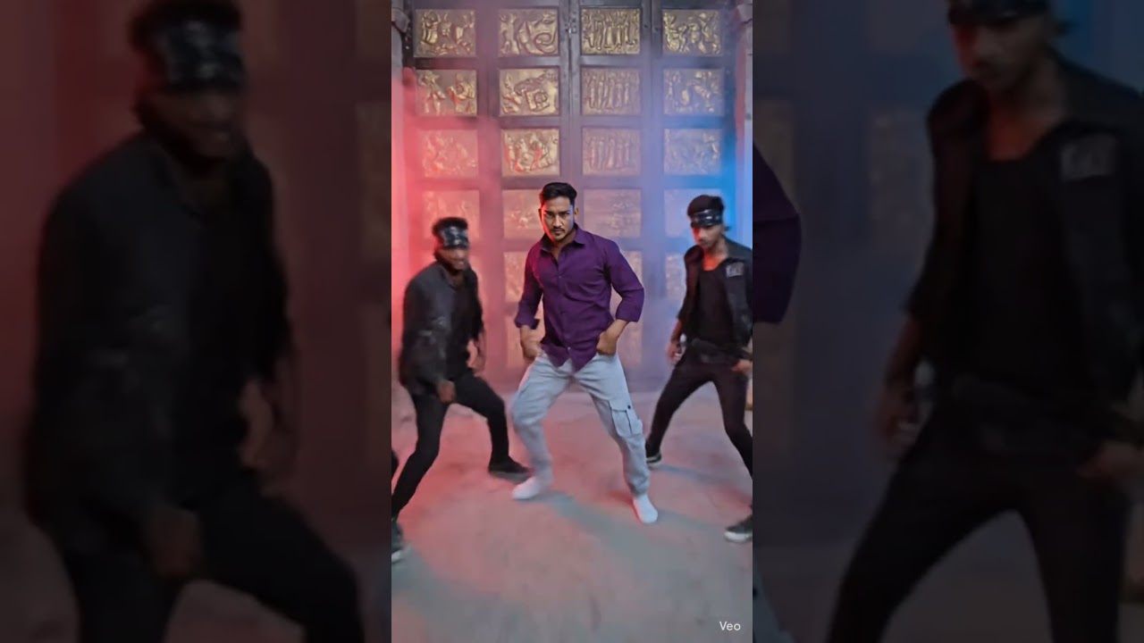 😈 Bhojpuri Gang Style Dance Party – Prompt 7