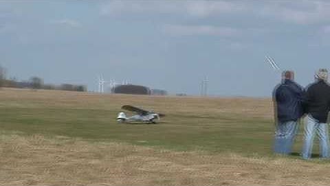 Piper Super Cub dead stick landing