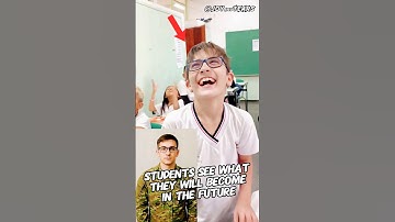 Studenten zien hoe ze eruit zullen zien als ze groot zijn #shorts