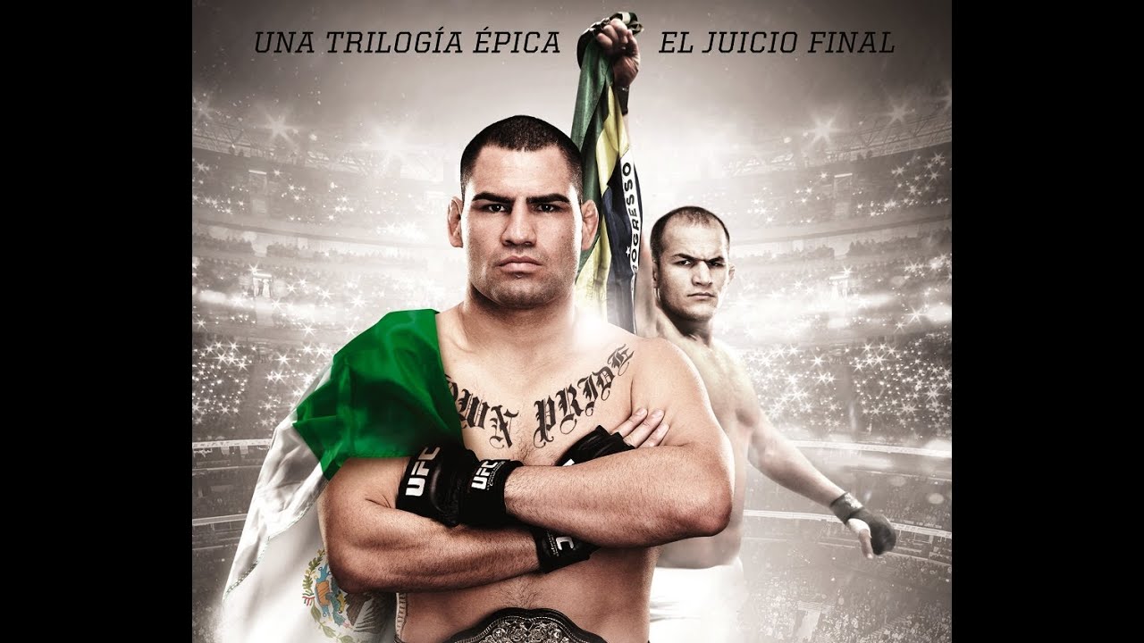 Cain Velasquez в капюшоне