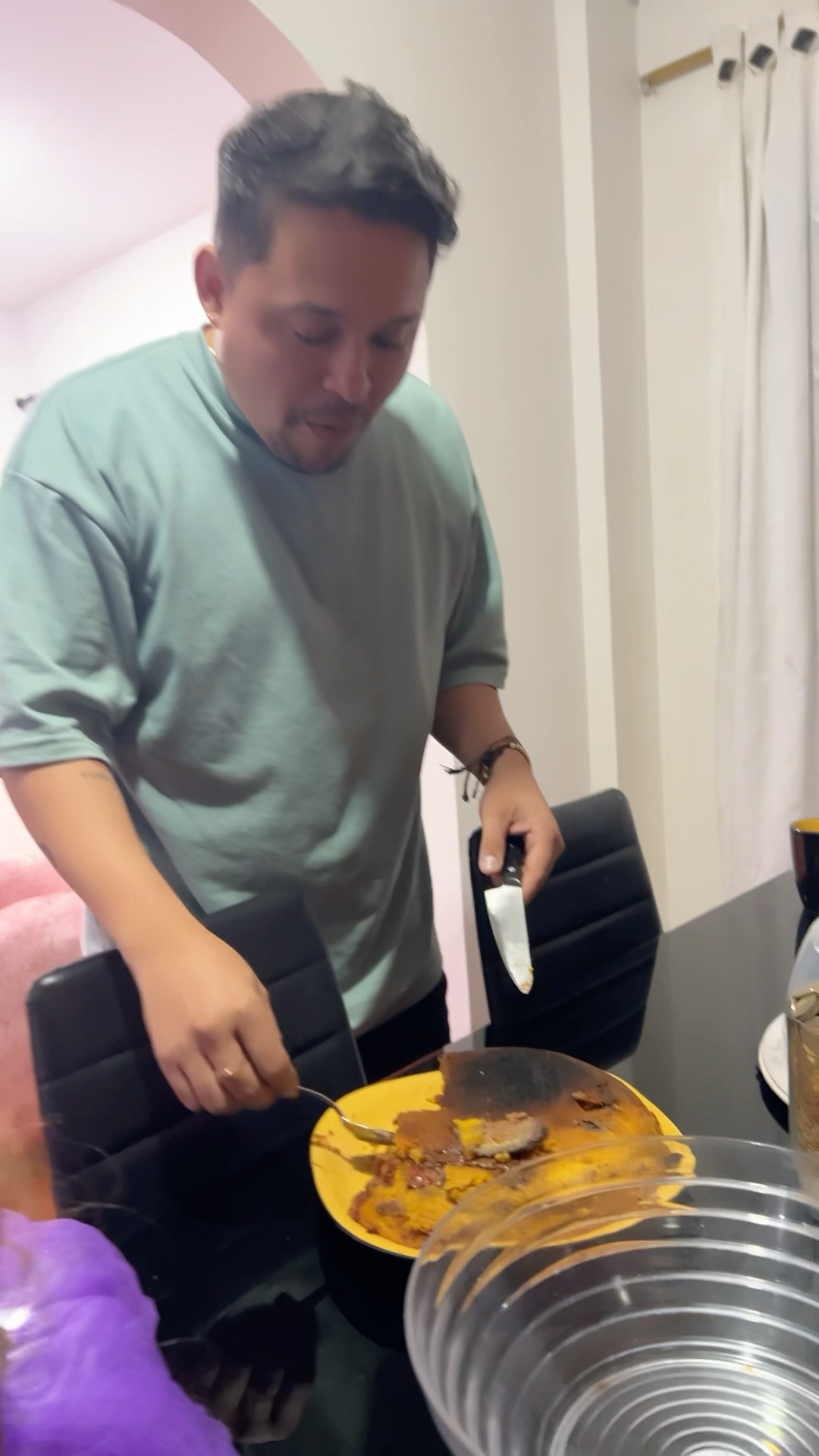 ME COMÍ TODA LA TORTA #humor #cosasdefamilia #comedia #shortviral #fypシ゚