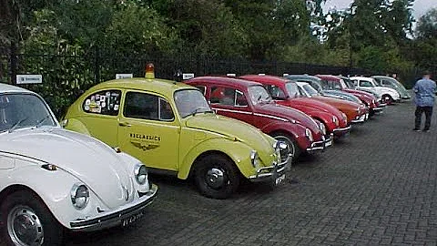 Auto Hoogenboom in Rotterdam, met de Keverclub Nederland Regio Zuid-Holland 23-09-2023.