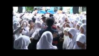 MEERYZEANS - TATAP LUAS DUNIA  (Video Footage @SMKN 01 Serang - Banten)