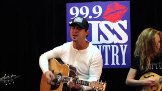 Weston Burt Visits 99.9 Kiss Country in Asheville, NC screenshot 5