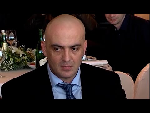 როგორ და რა ფორმით გამოკითხეს ოთარ ფარცხალაძე