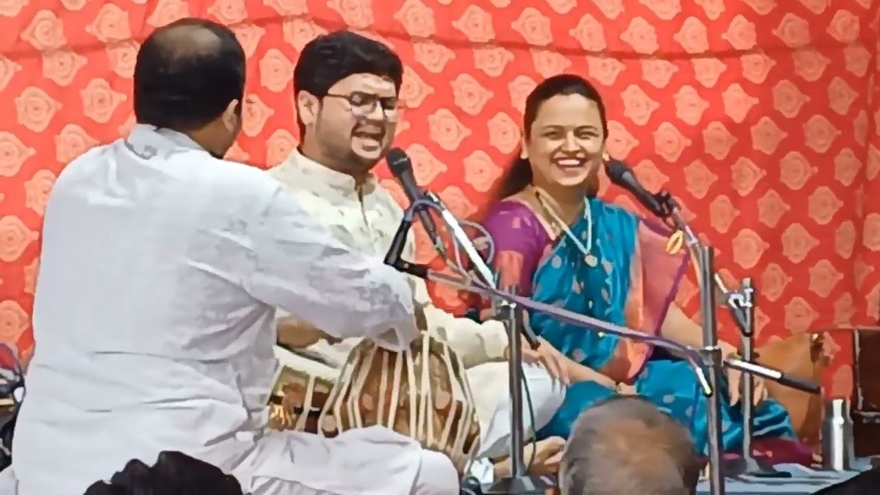 चिंचेच्या पानावर देऊळ रचिले : प्रथमेश लघाटे