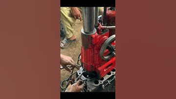 Engine cylinder block horning and boring#engine#honing #boring #mechanic #cylinderblock #piston