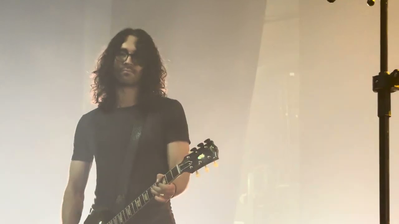 Mammoth. One of a Kind. Sound check. Rancho Mirage. 