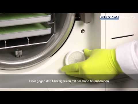 Auf YouTube findest du die angesagtesten Videos und Tracks. Außerdem kannst du eigene Inhalte hochladen und mit Freunden oder gleich der ganzen Welt teilen.