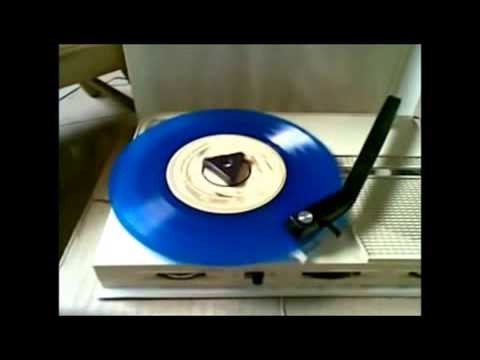 الفنان عبـــــدالله السويلم توبة الشاعر المرحوم محمد العبدالله العوني 