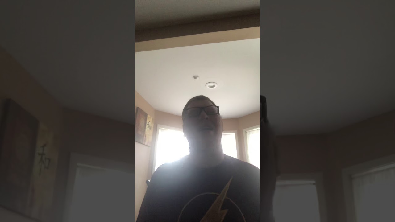 Bulldog sings all I know by Five for Fighting camera iphone 8 plus apk