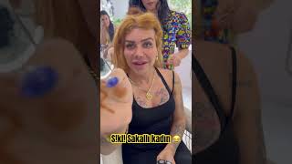 Sakallı Kadın Olur Mu?