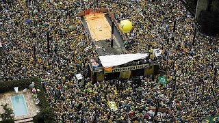 Rousseff vows to combat Brazil's corruption after mass protests