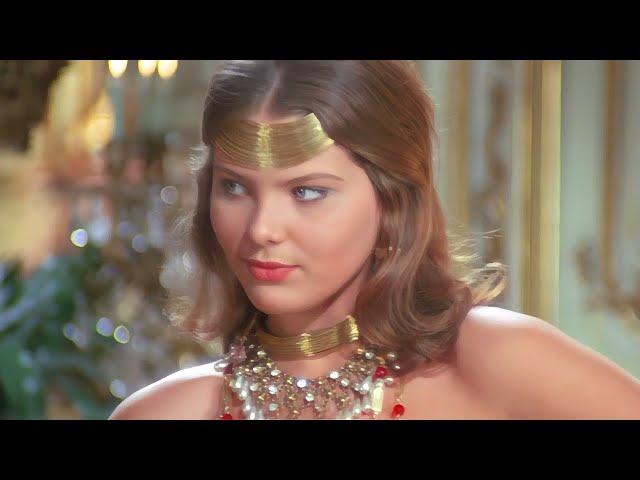 Men qoramagizni savat bilan yopgancha sikdim.