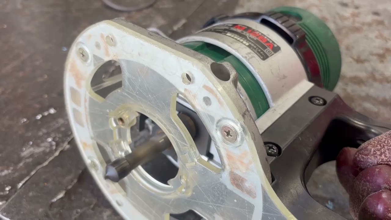 HITACHI 日立工機 ブレーキ付ルータ 12㎜ 100V M12BA 簡易動作確認動画