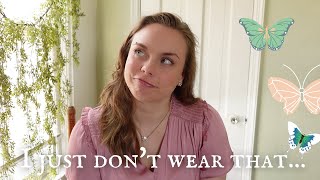 HOW TO STOP BUYING THINGS YOU WON’T WEAR// understanding separates
